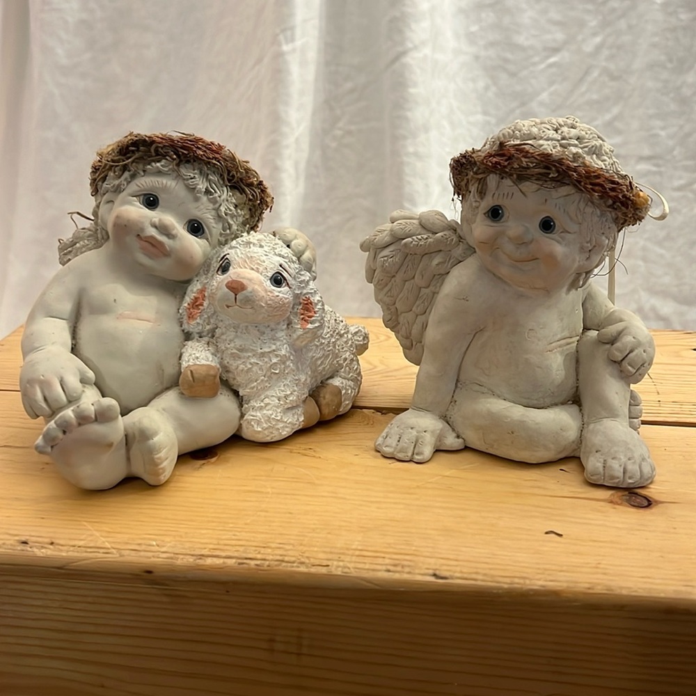 Dreamsicle figurines - purchase both price as listed- individual 8.00 each